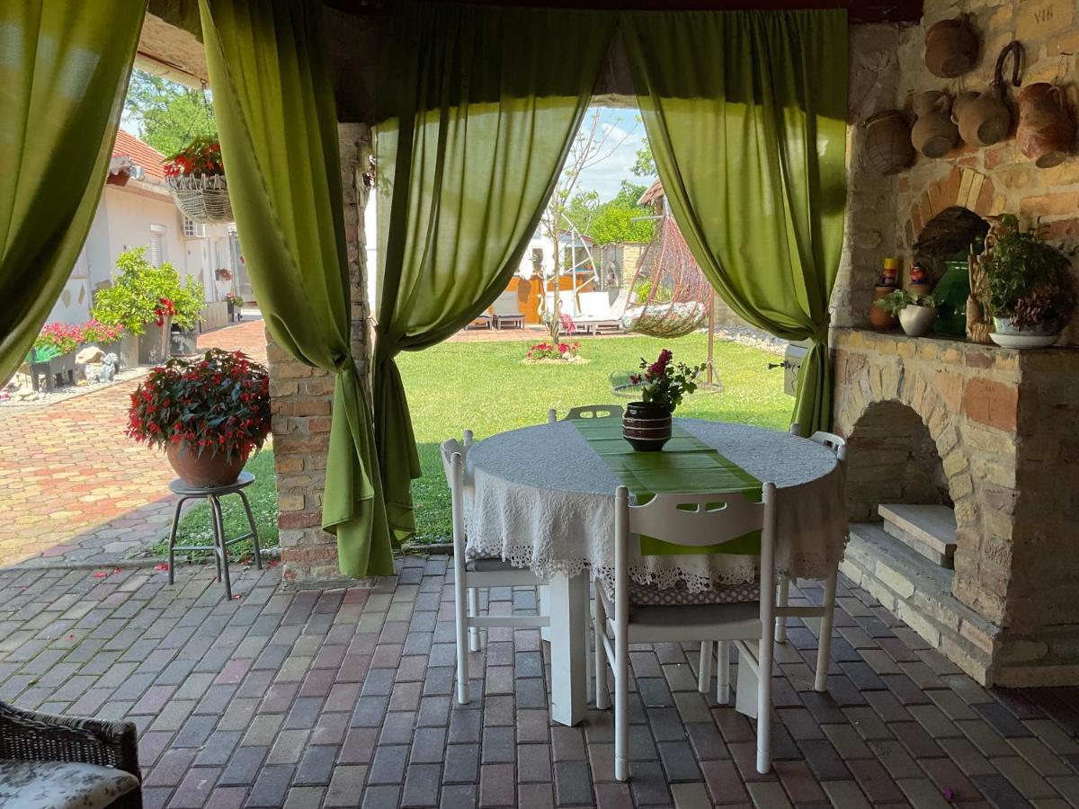 Jarmila Vendeghaz Hotel Balatonbereny Bagian luar foto
